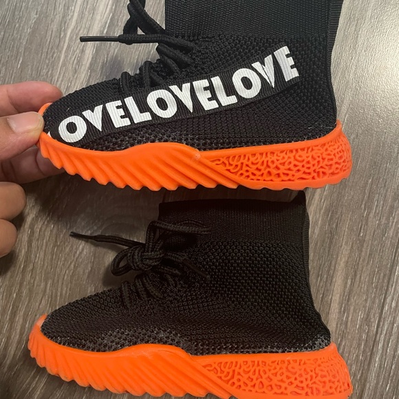 fashion toddler shoes - Picture 3 of 4